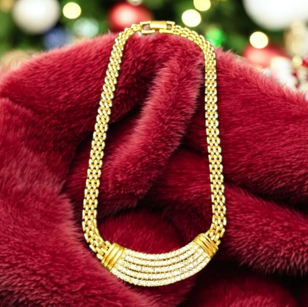 Vtg. Gold Butler Necklace
